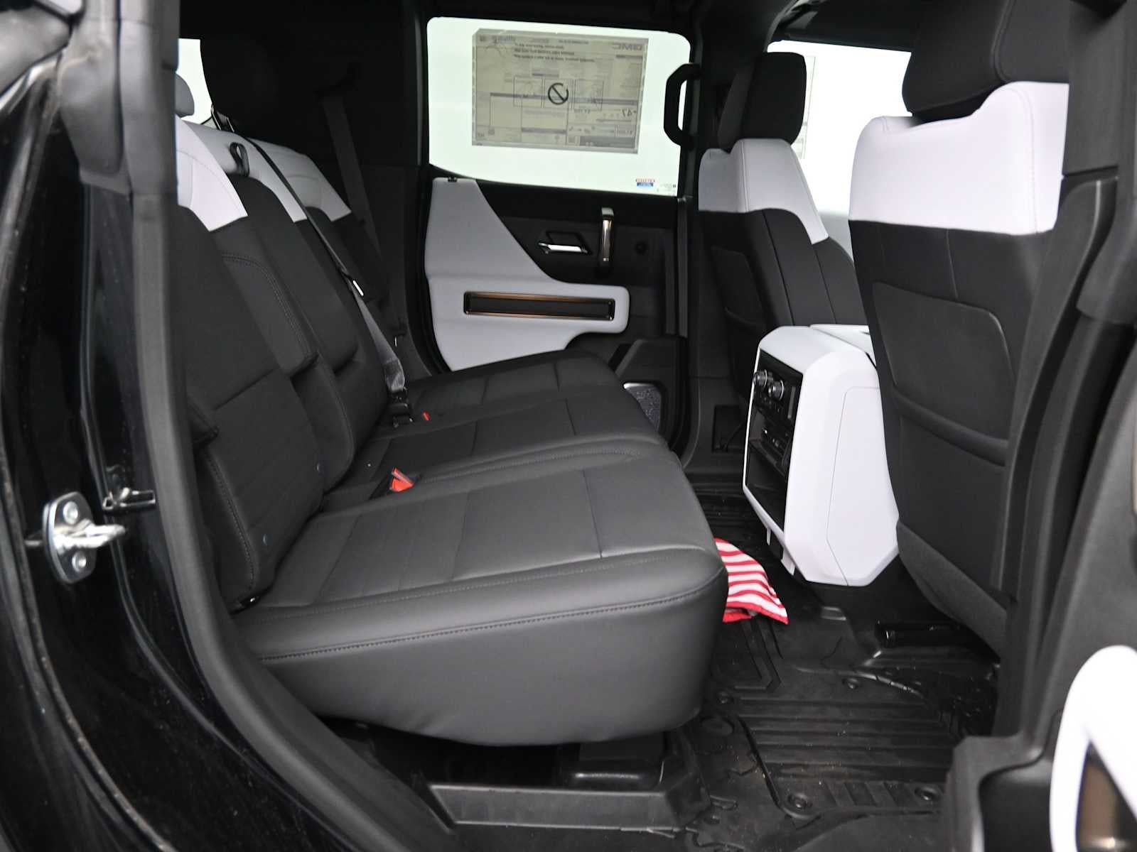 2024 GMC HUMMER EV SUV 2X