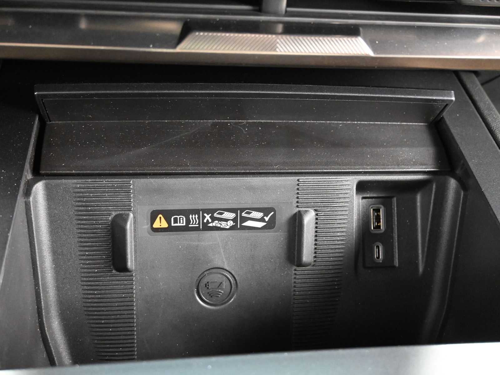 2024 GMC HUMMER EV SUV 2X