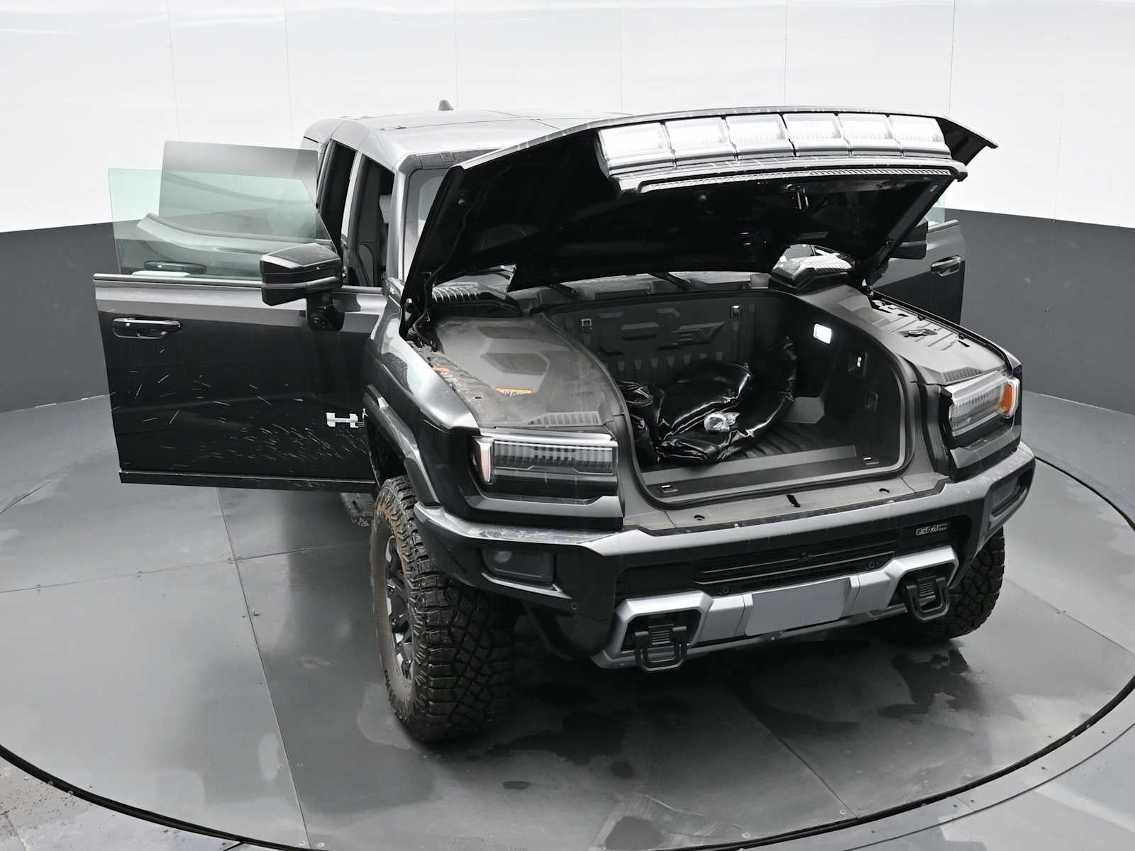 2024 GMC HUMMER EV SUV 2X