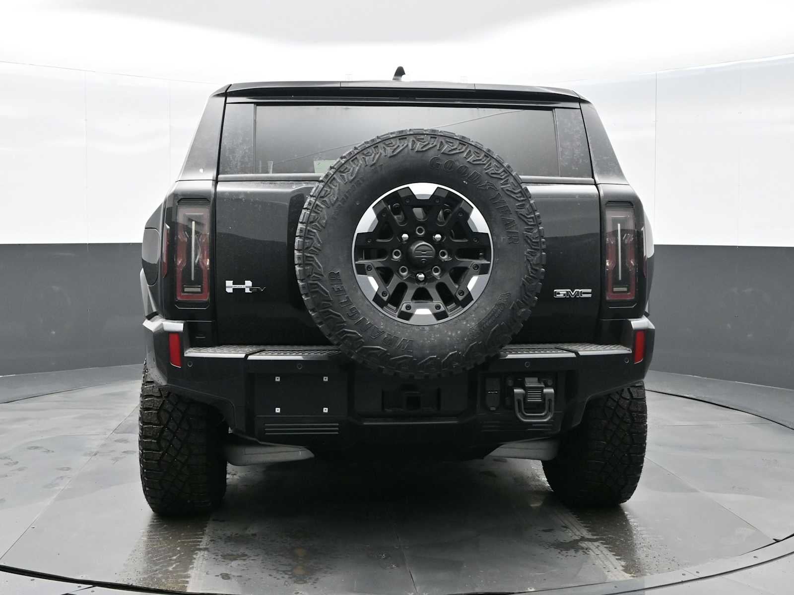 2024 GMC HUMMER EV SUV 2X