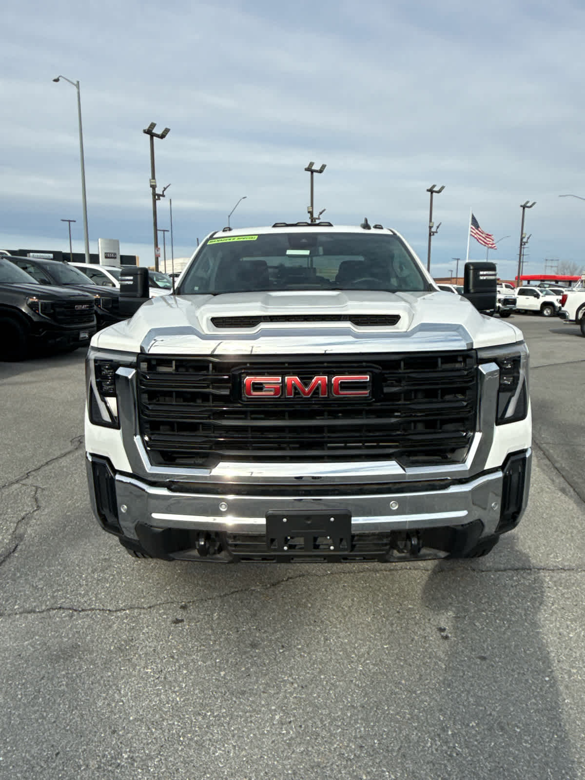 2025 GMC Sierra 2500 HD Pro
