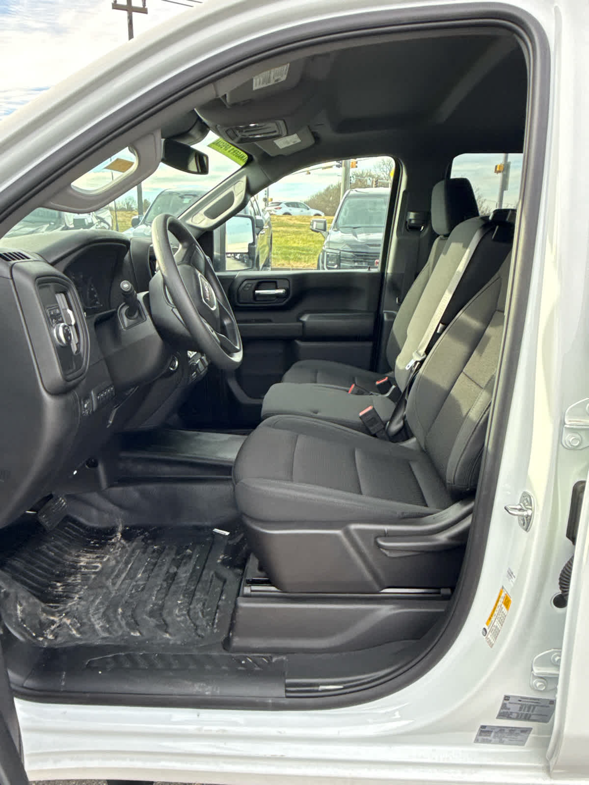 2025 GMC Sierra 2500 HD Pro