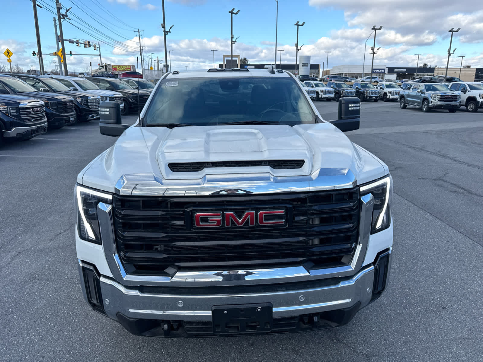 2025 GMC Sierra 2500 HD Pro