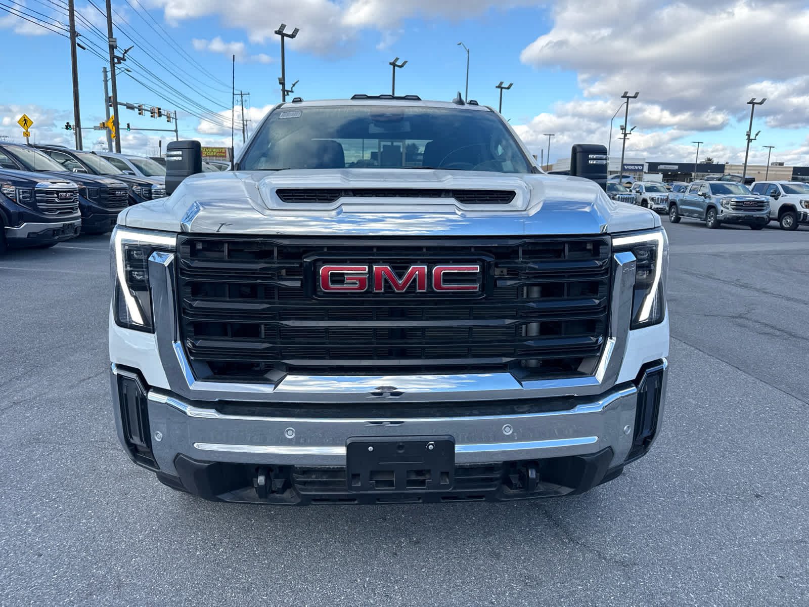 2025 GMC Sierra 2500 HD Pro