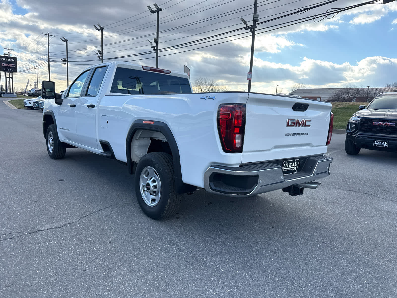 2025 GMC Sierra 2500 HD Pro
