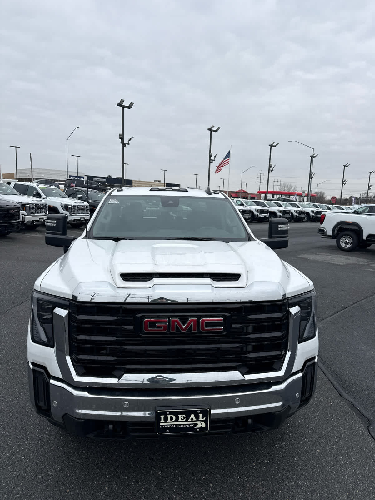 2025 GMC Sierra 2500 HD Pro