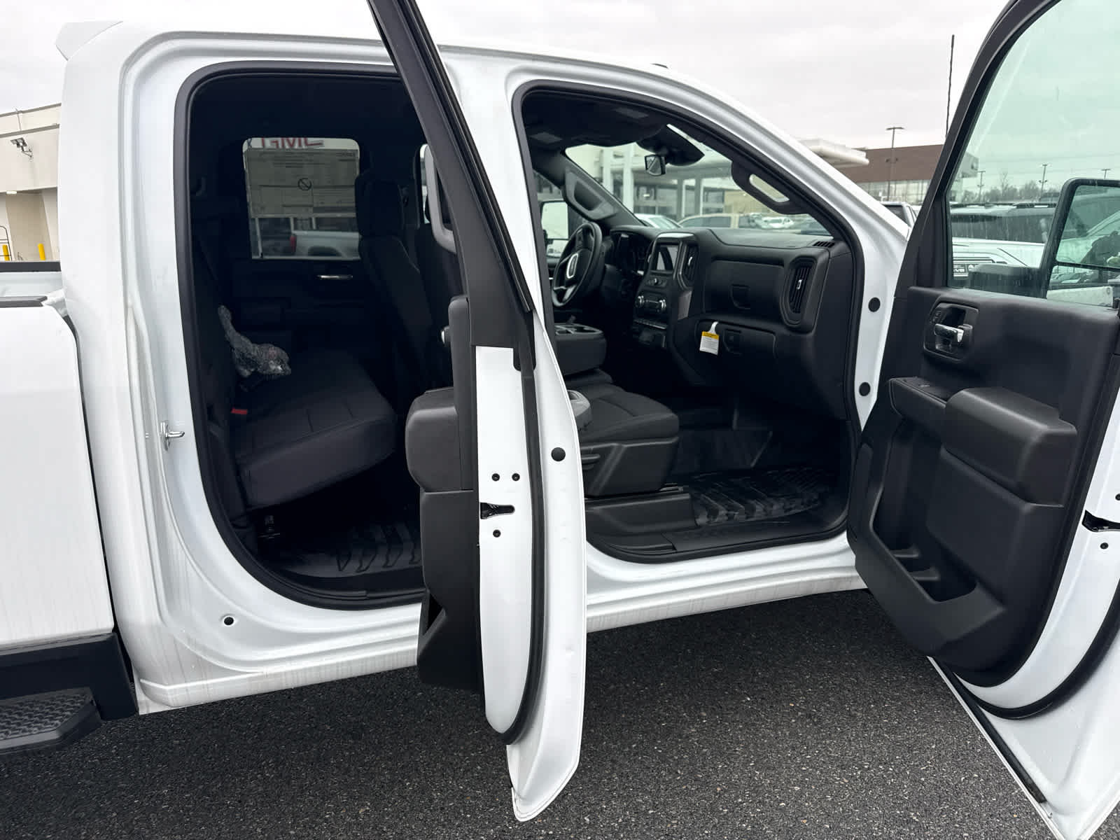 2025 GMC Sierra 2500 HD Pro