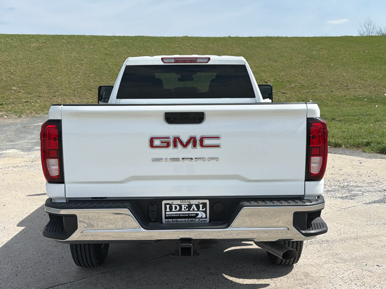 2026 GMC Sierra 2500 HD Pro