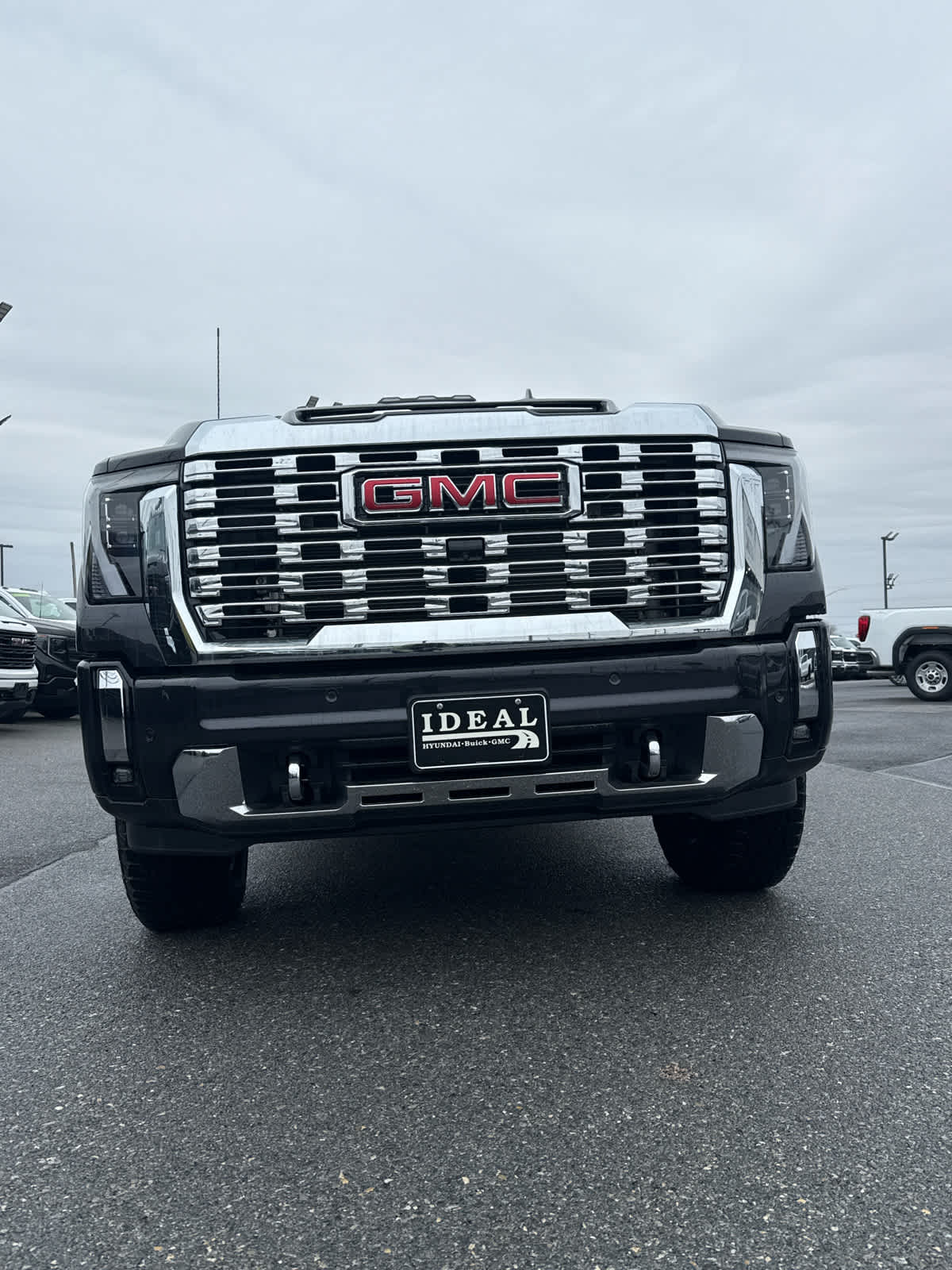 2025 GMC Sierra 2500 HD Denali