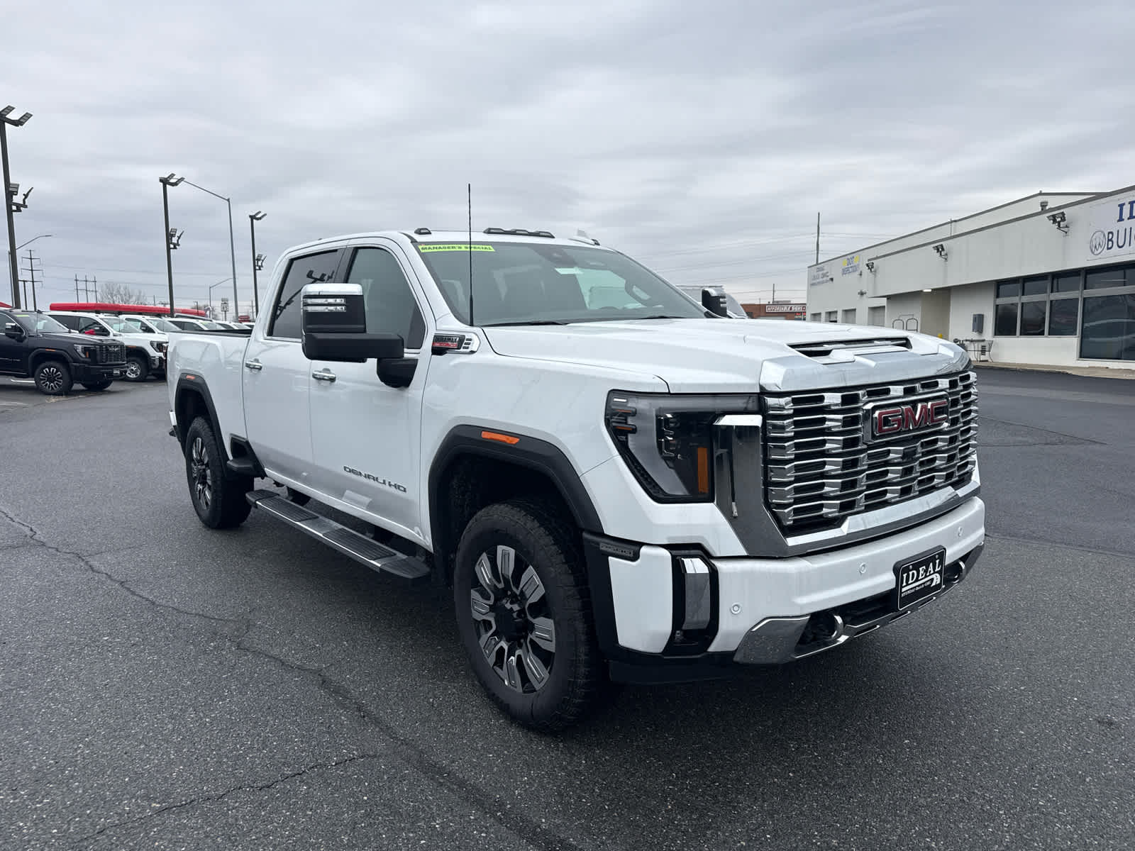 2025 GMC Sierra 2500 HD Denali