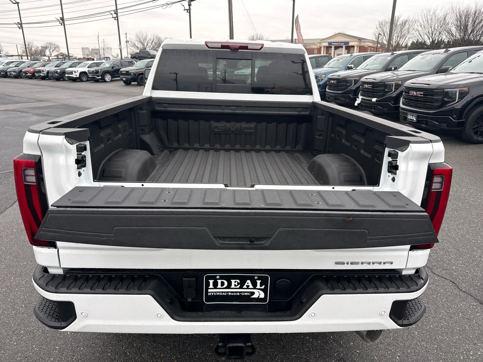 2025 GMC Sierra 2500 HD Denali