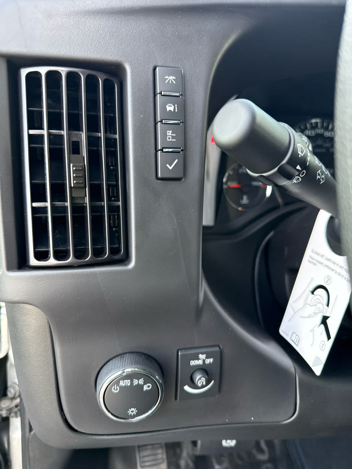 2025 GMC Savana Cargo 2500 Work Van