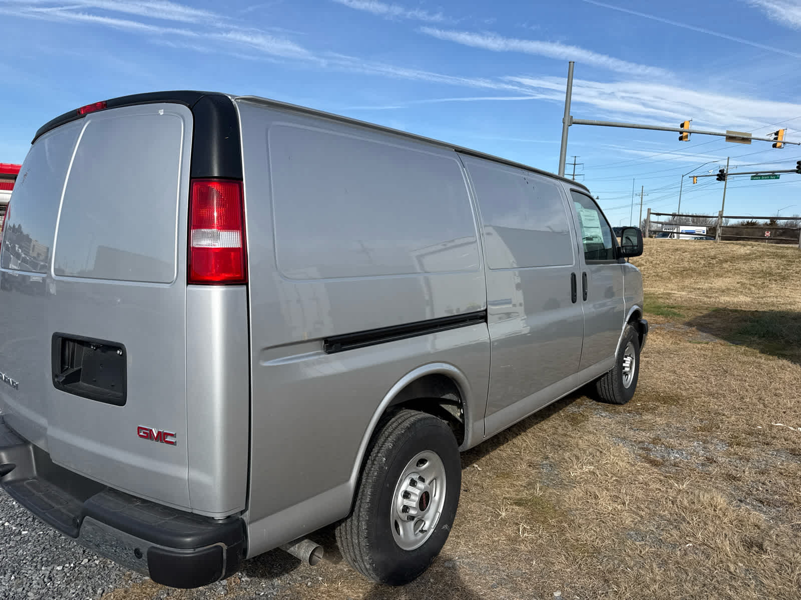 2025 GMC Savana Cargo 2500 Work Van