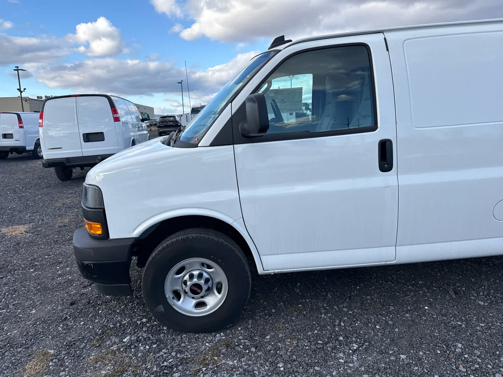 2024 GMC Savana Cargo 2500 Work Van