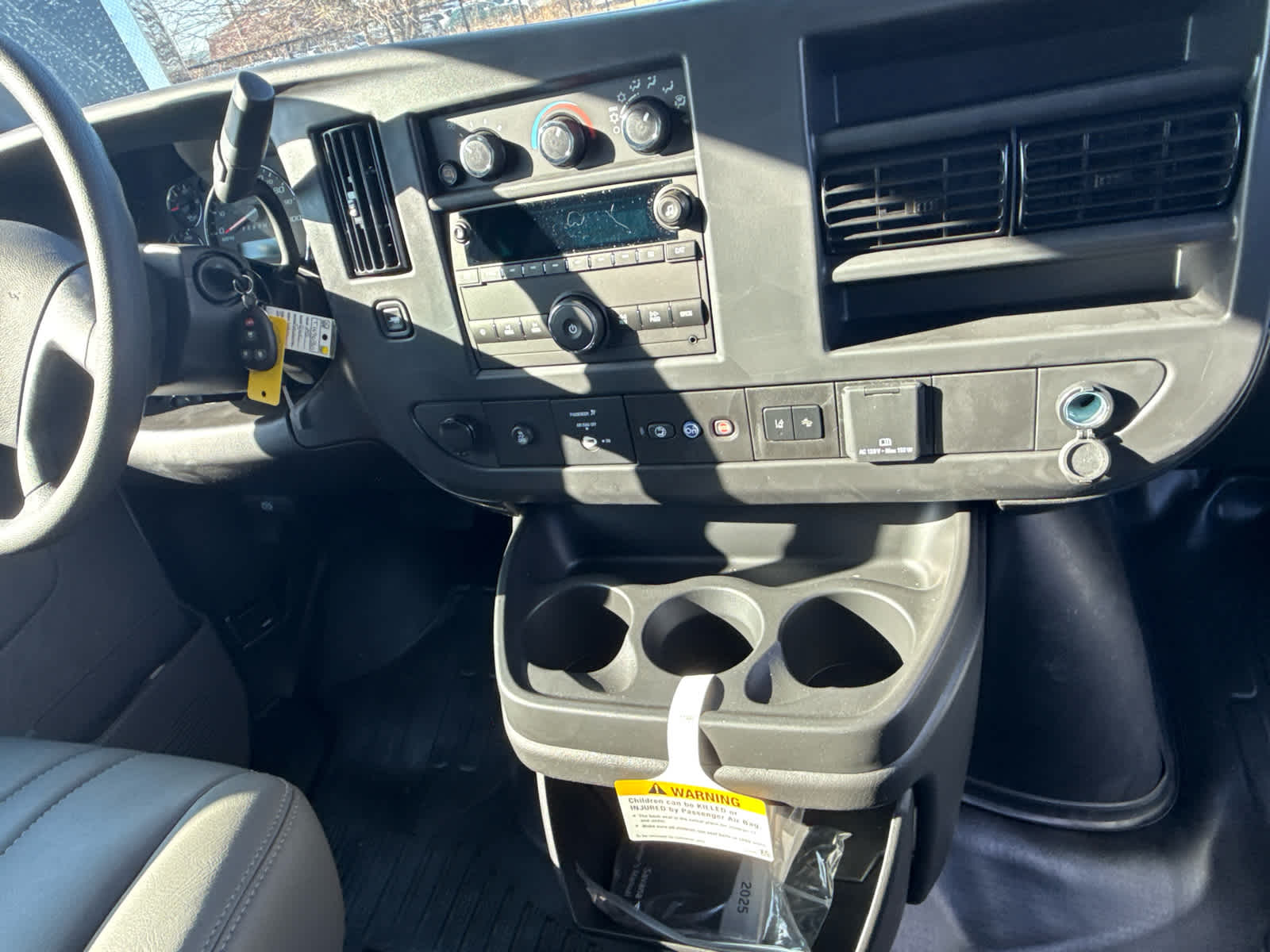 2025 GMC Savana Cargo 2500 Work Van