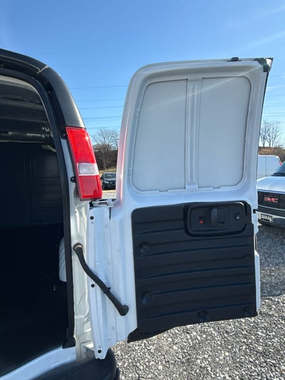 2025 GMC Savana Cargo 2500 Work Van