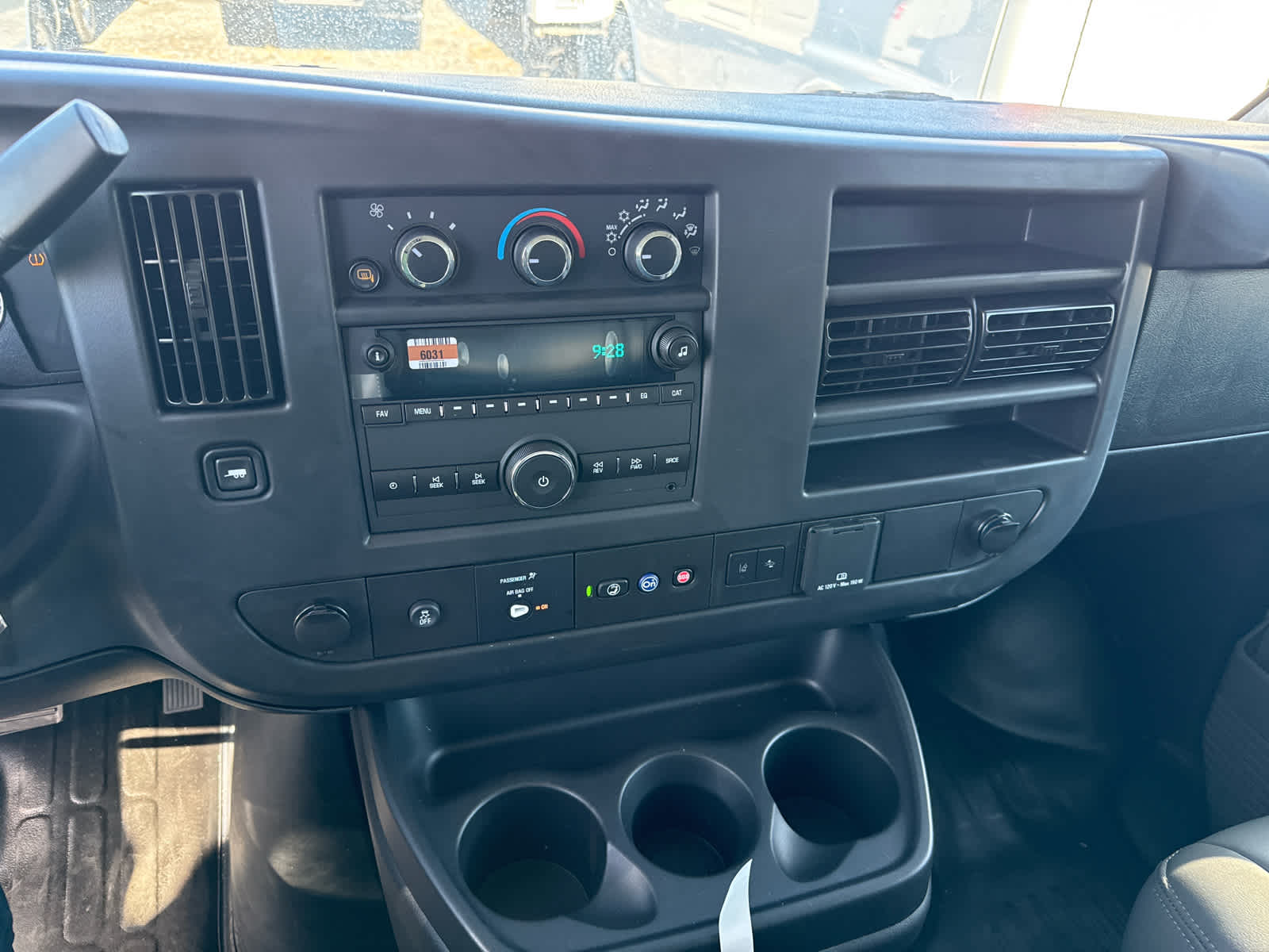 2025 GMC Savana Cargo 2500 Work Van