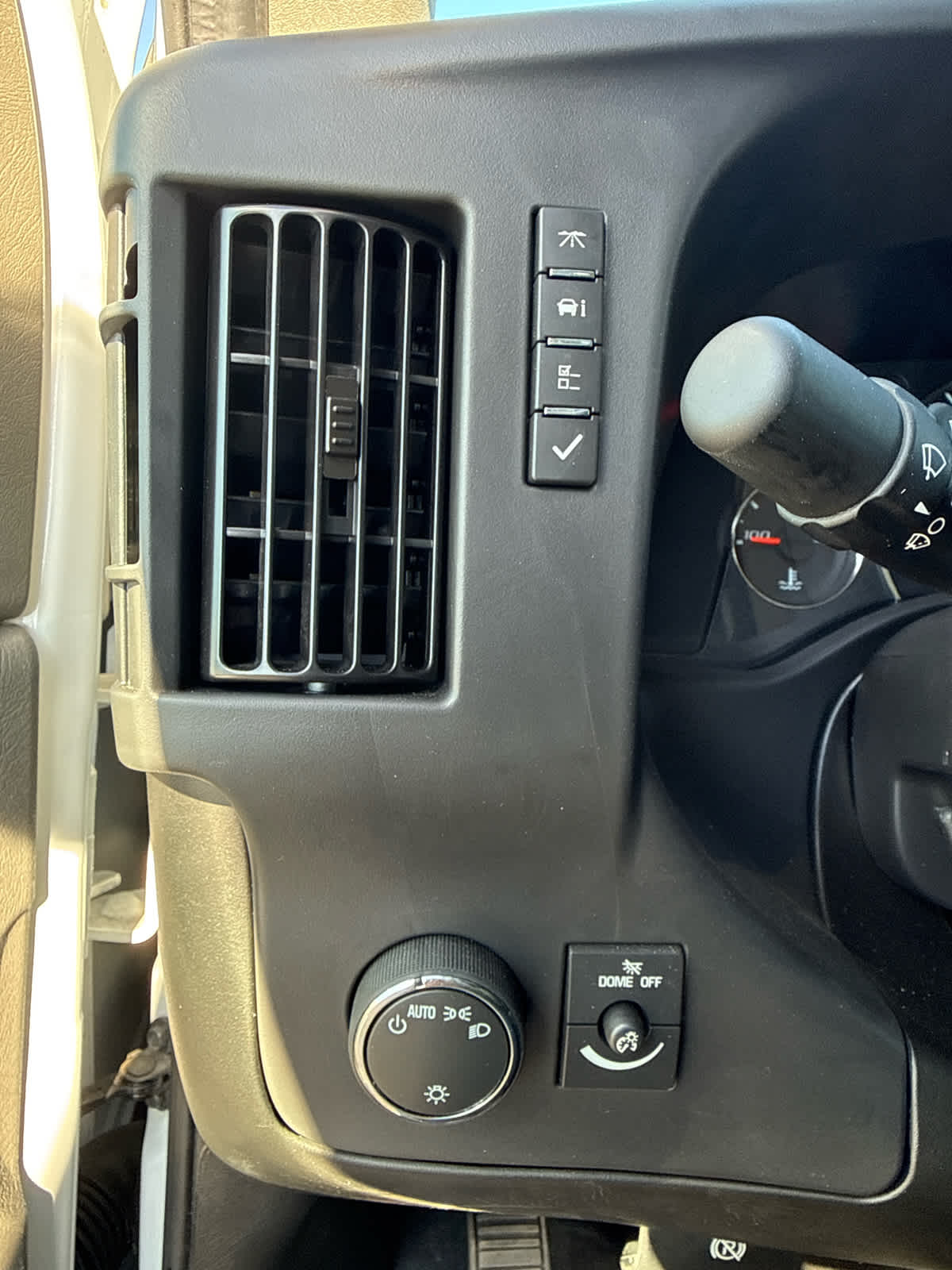 2025 GMC Savana Cargo 2500 Work Van