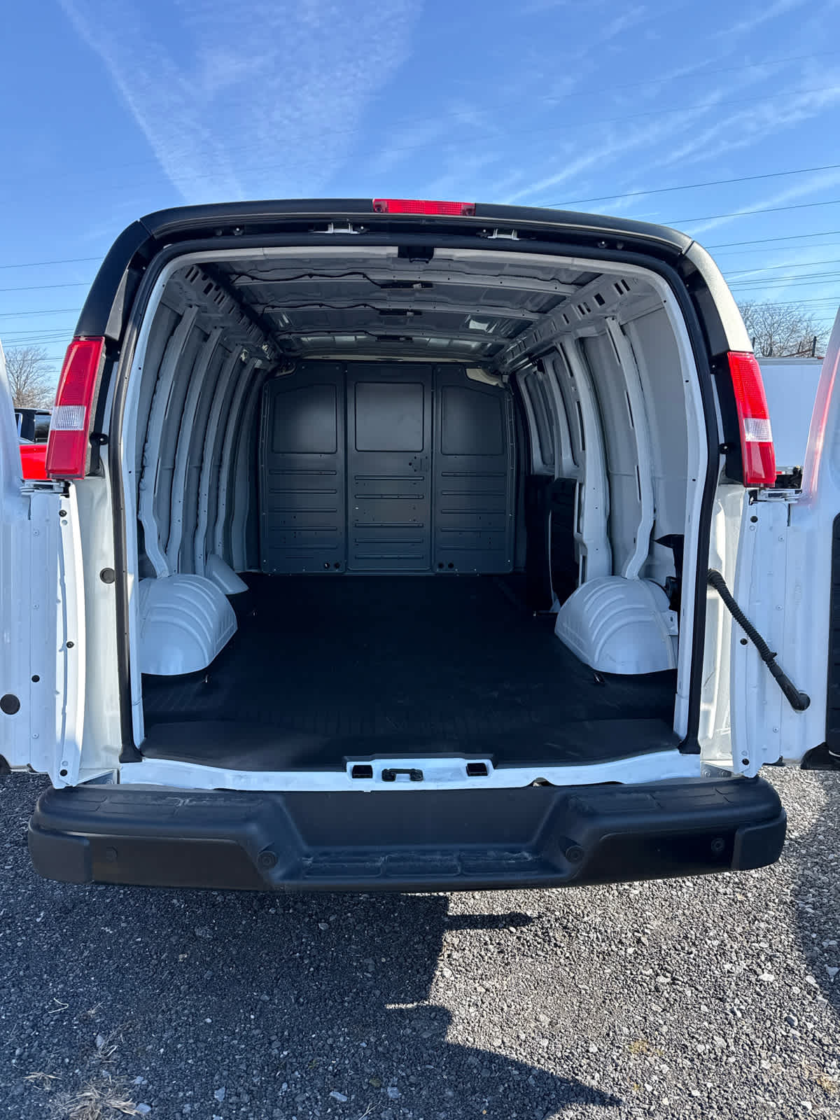 2025 GMC Savana Cargo 2500 Work Van