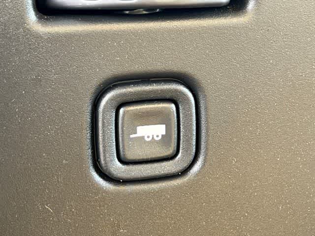 2023 Chevrolet Express Cutaway 3500 1WT