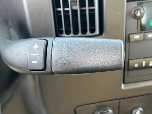 2023 Chevrolet Express Cutaway 3500 1WT