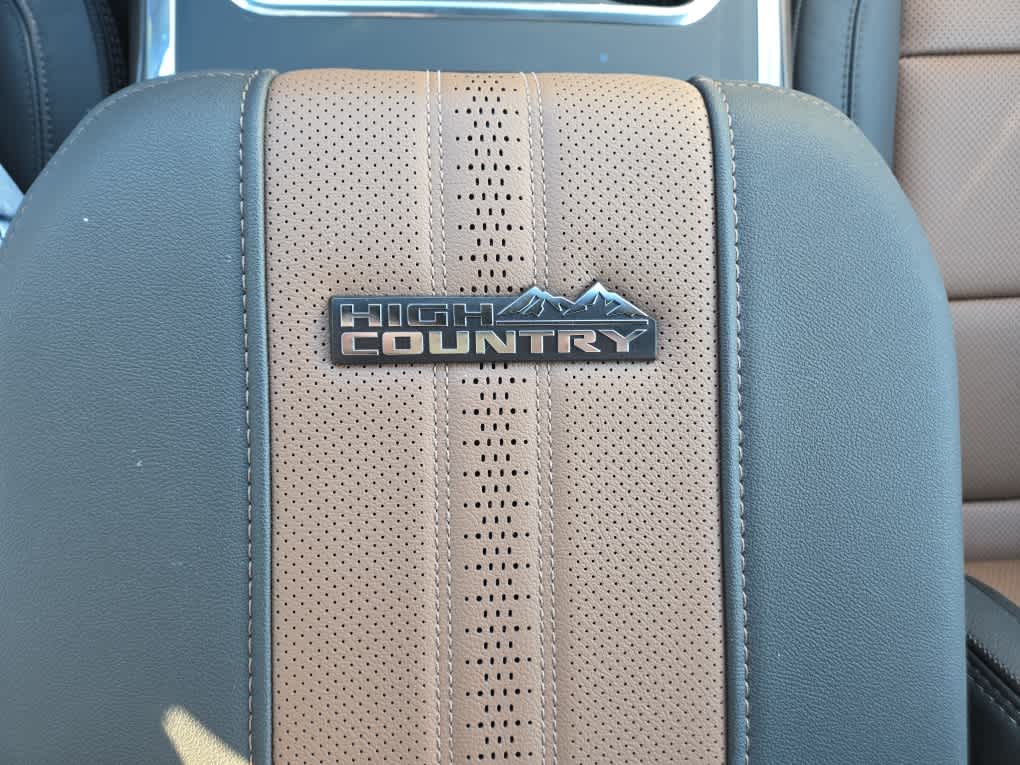 2026 Chevrolet Silverado 3500 HD High Country