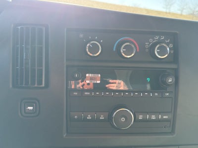 2024 Chevrolet Express Cutaway 3500 1WT