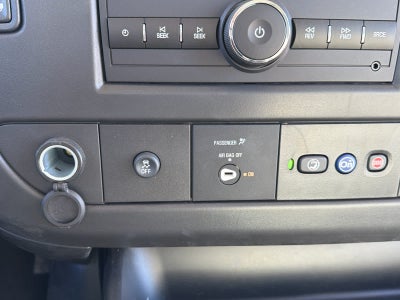 2024 Chevrolet Express Cutaway 3500 1WT