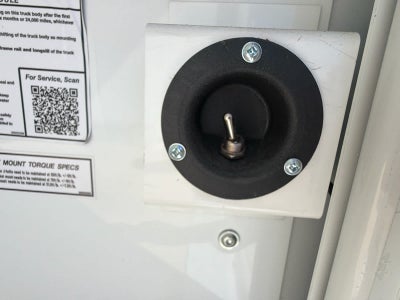 2024 Chevrolet Express Cutaway 3500 1WT