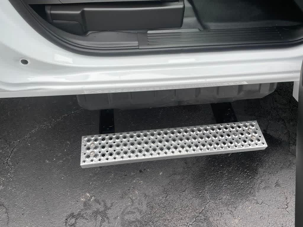 2024 Chevrolet Silverado 4500 HD Work Truck