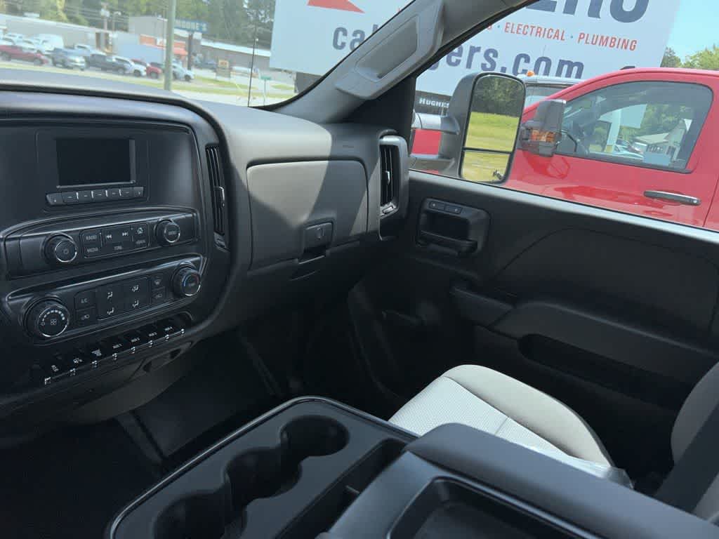 2023 Chevrolet Silverado 5500 HD Work Truck