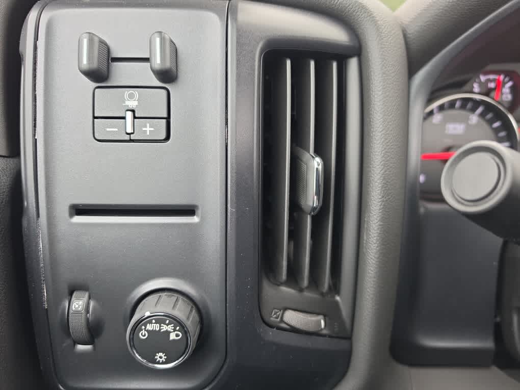 2023 Chevrolet Silverado 4500 HD Work Truck