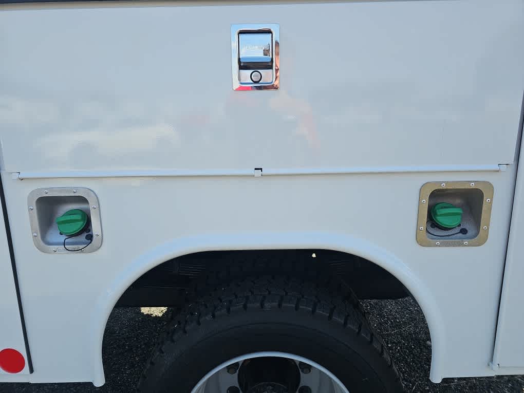 2024 Chevrolet Silverado 5500 HD Work Truck