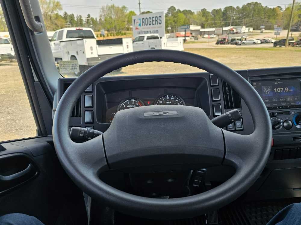 2025 Chevrolet Low Cab Forward 4500 HG Base
