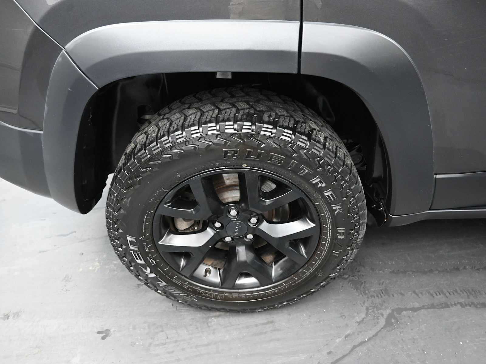 2018 Jeep Cherokee Trailhawk