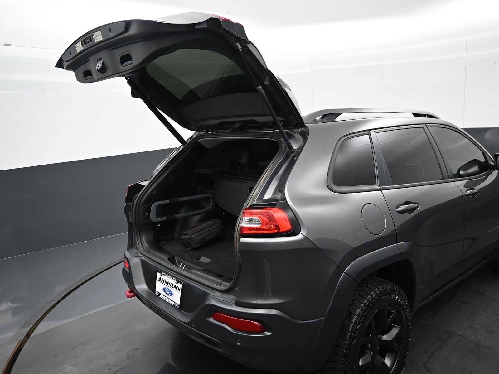 2018 Jeep Cherokee Trailhawk