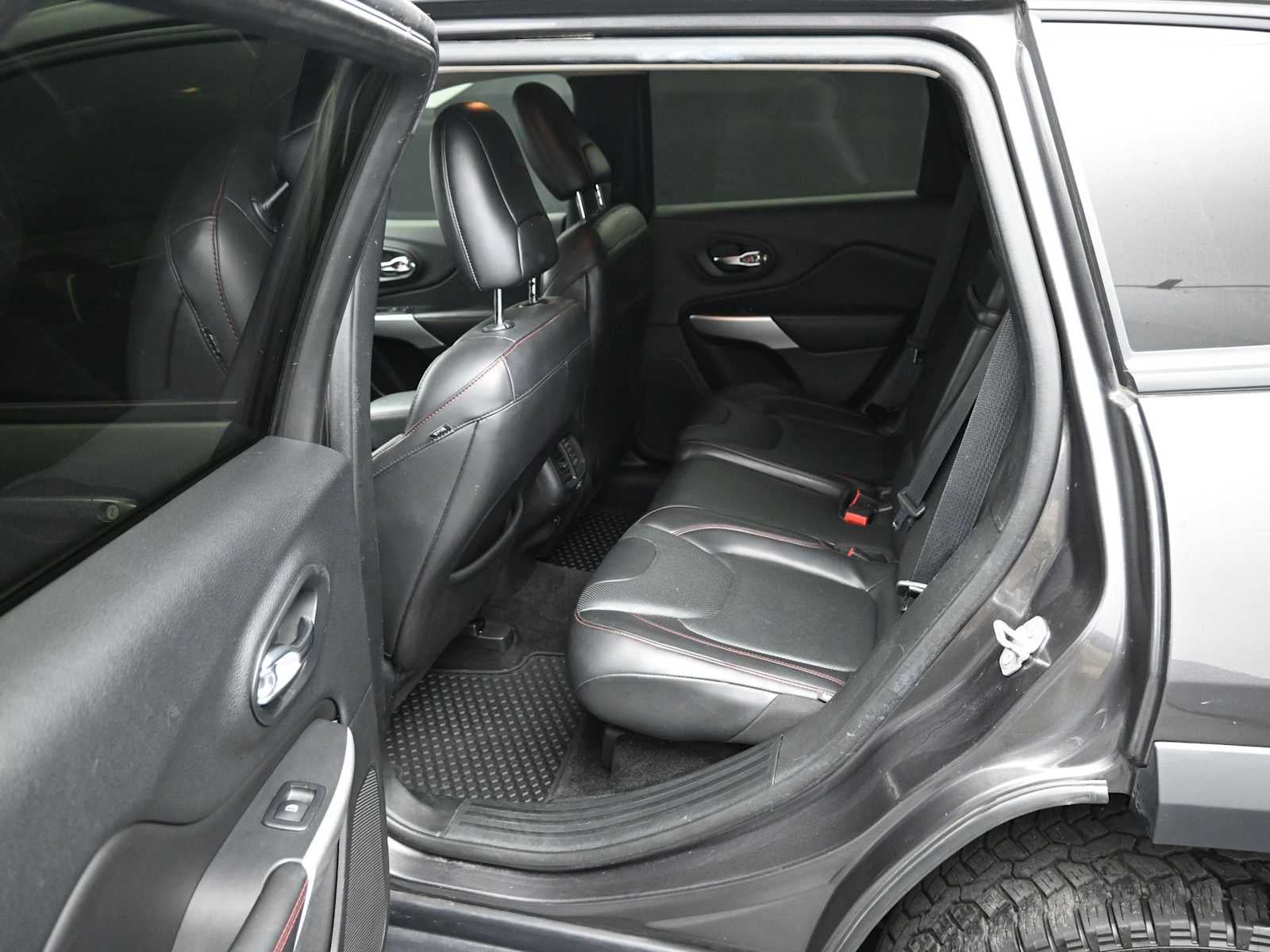 2018 Jeep Cherokee Trailhawk