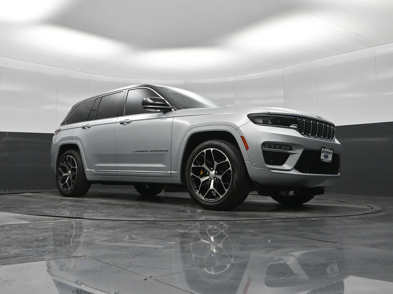2022 Jeep Grand Cherokee Summit Reserve