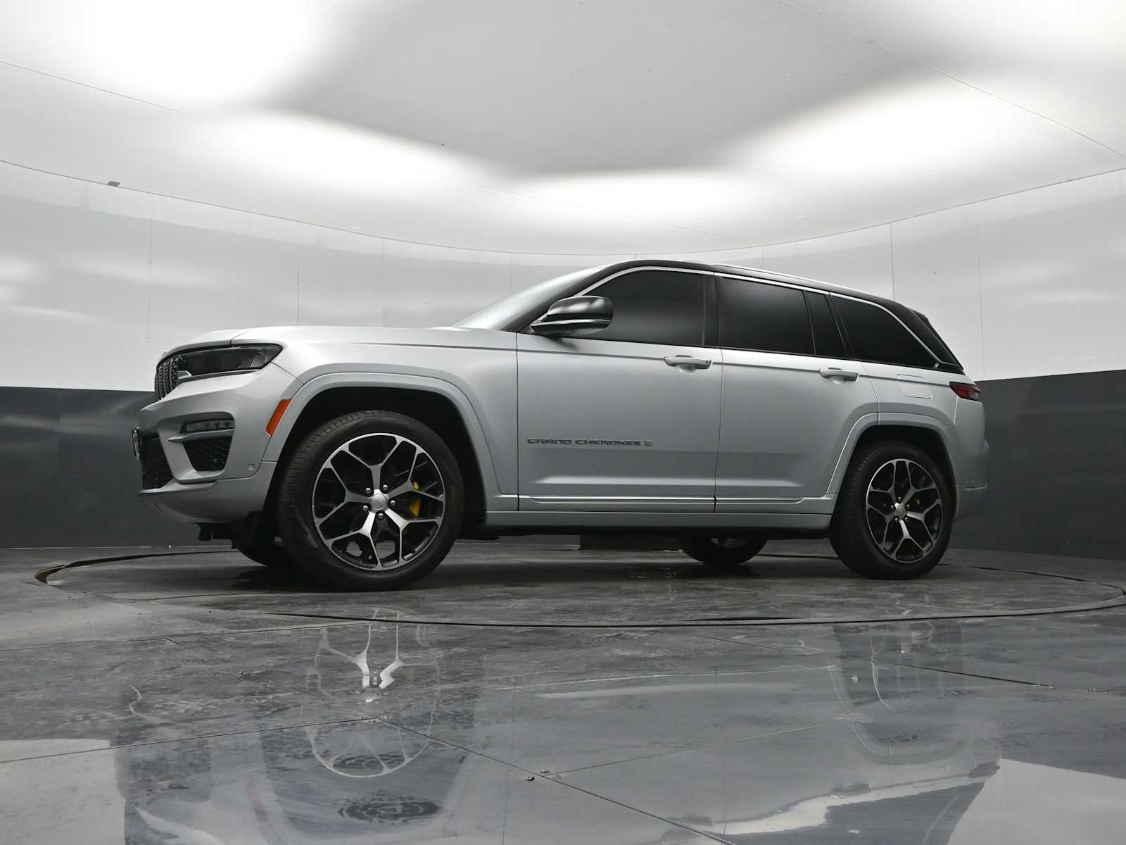 2022 Jeep Grand Cherokee Summit Reserve