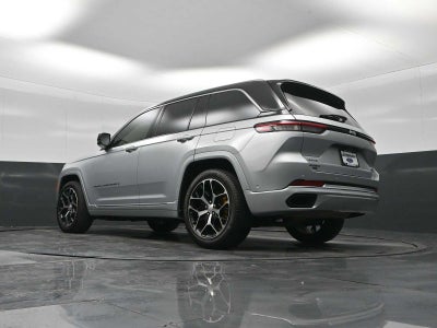 2022 Jeep Grand Cherokee Summit Reserve