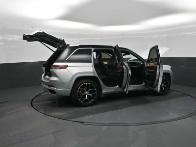 2022 Jeep Grand Cherokee Summit Reserve