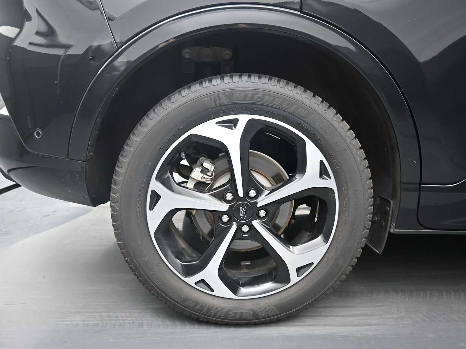 2023 Ford Escape ST-Line Elite