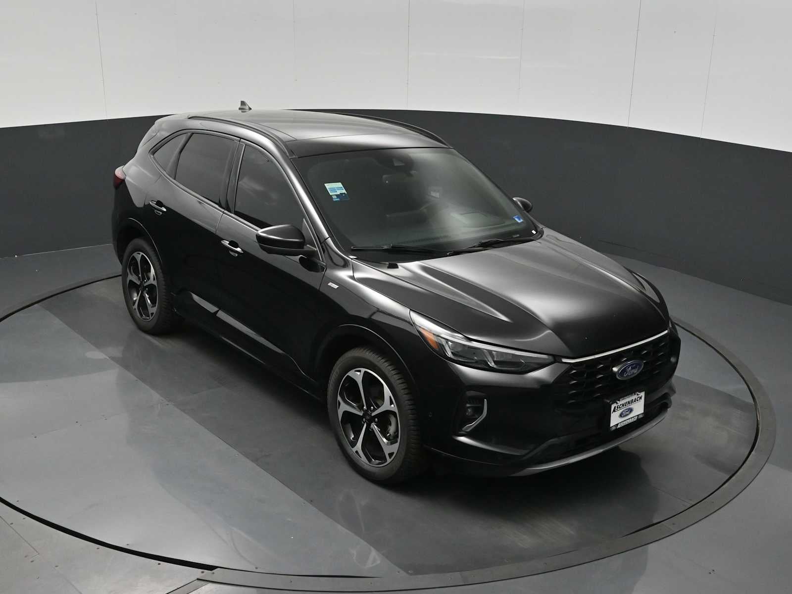 2023 Ford Escape ST-Line Elite