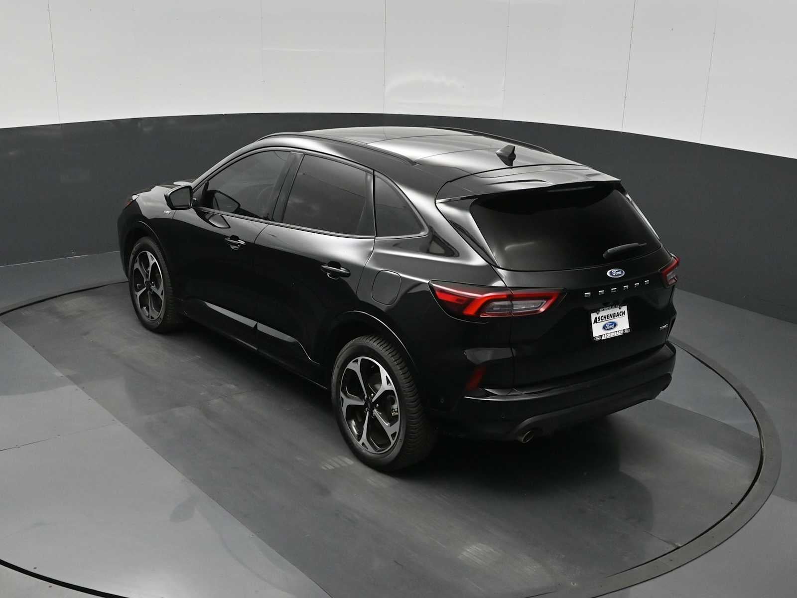 2023 Ford Escape ST-Line Elite