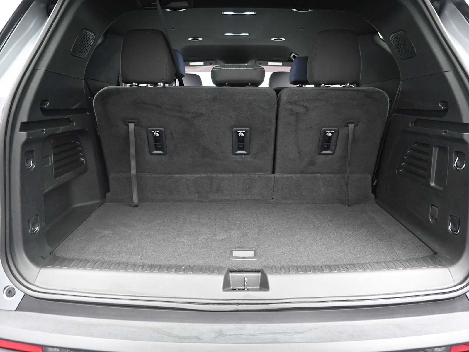 2024 Chevrolet Traverse FWD LT