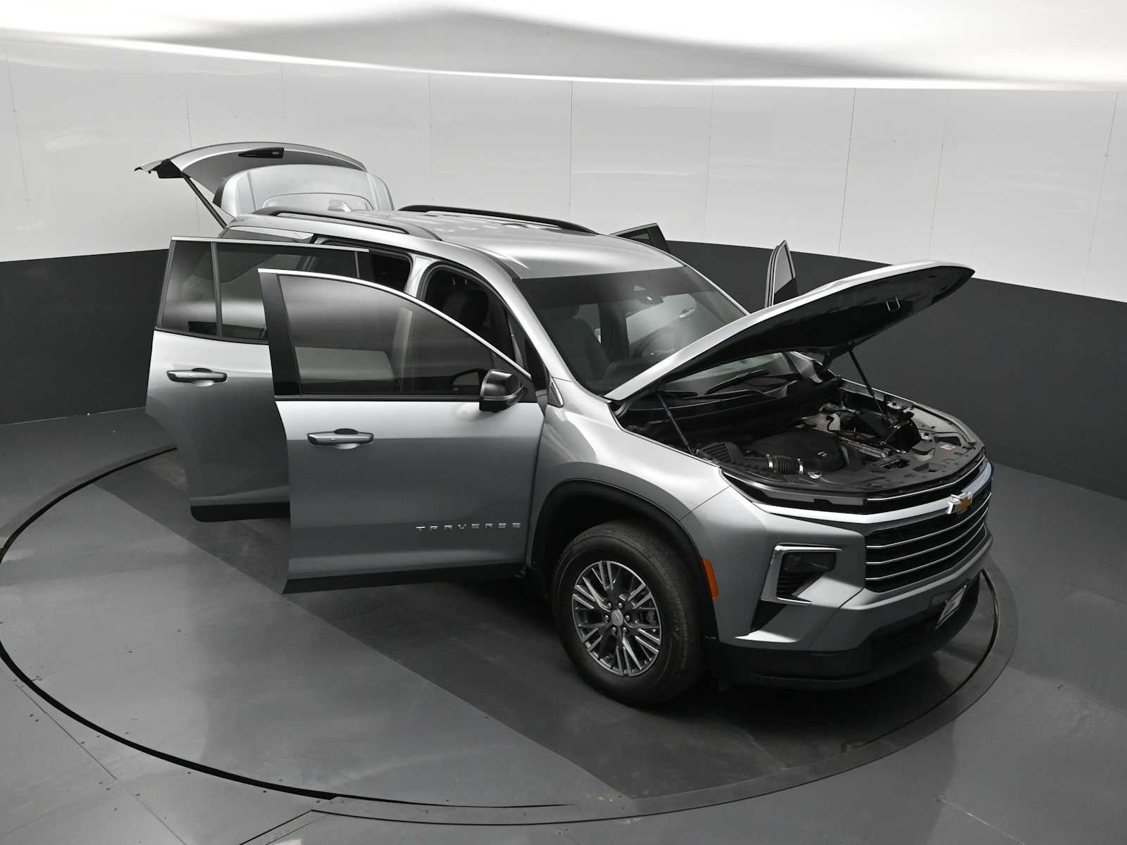 2024 Chevrolet Traverse FWD LT