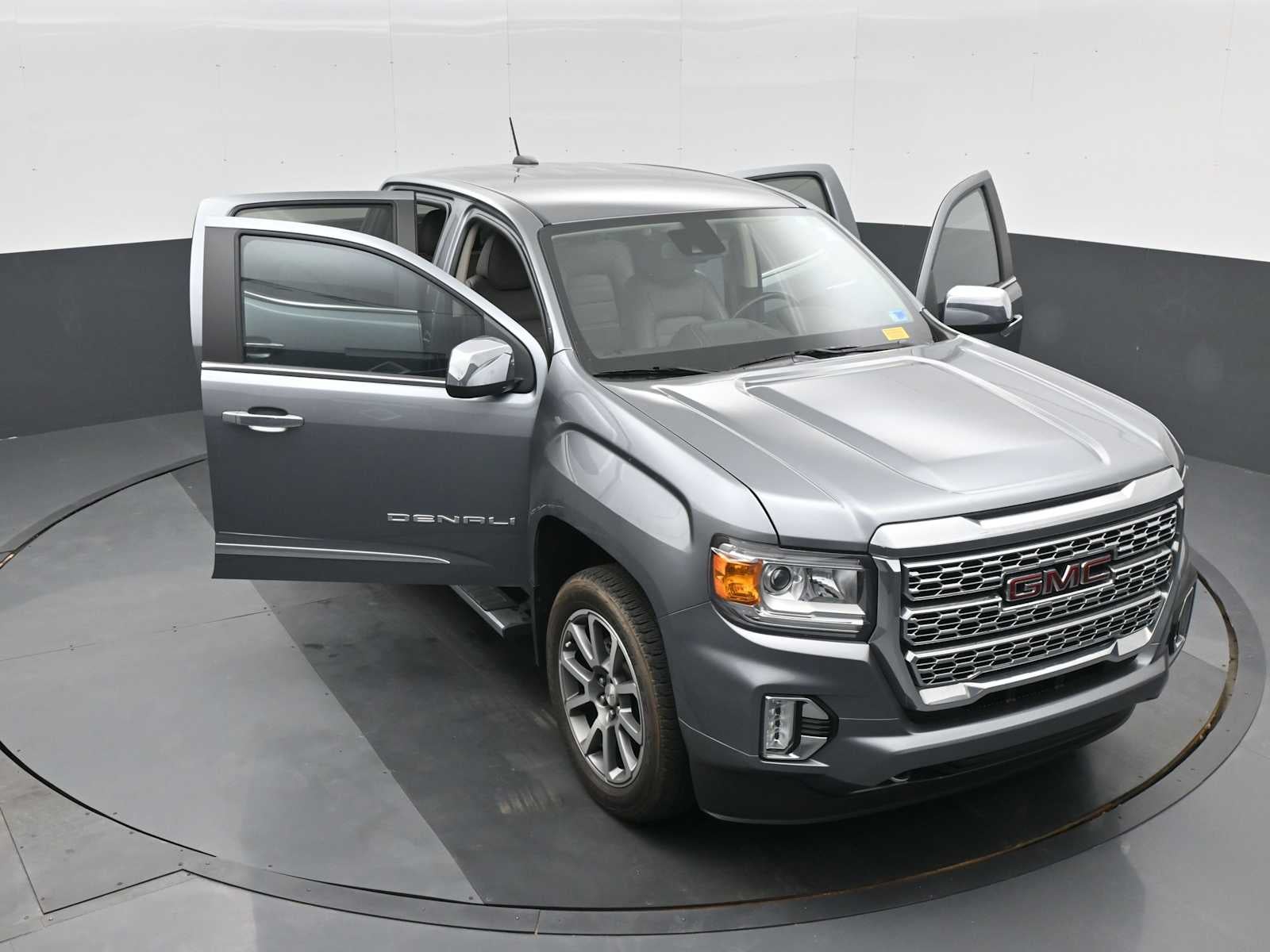 2022 GMC Canyon 4WD Denali