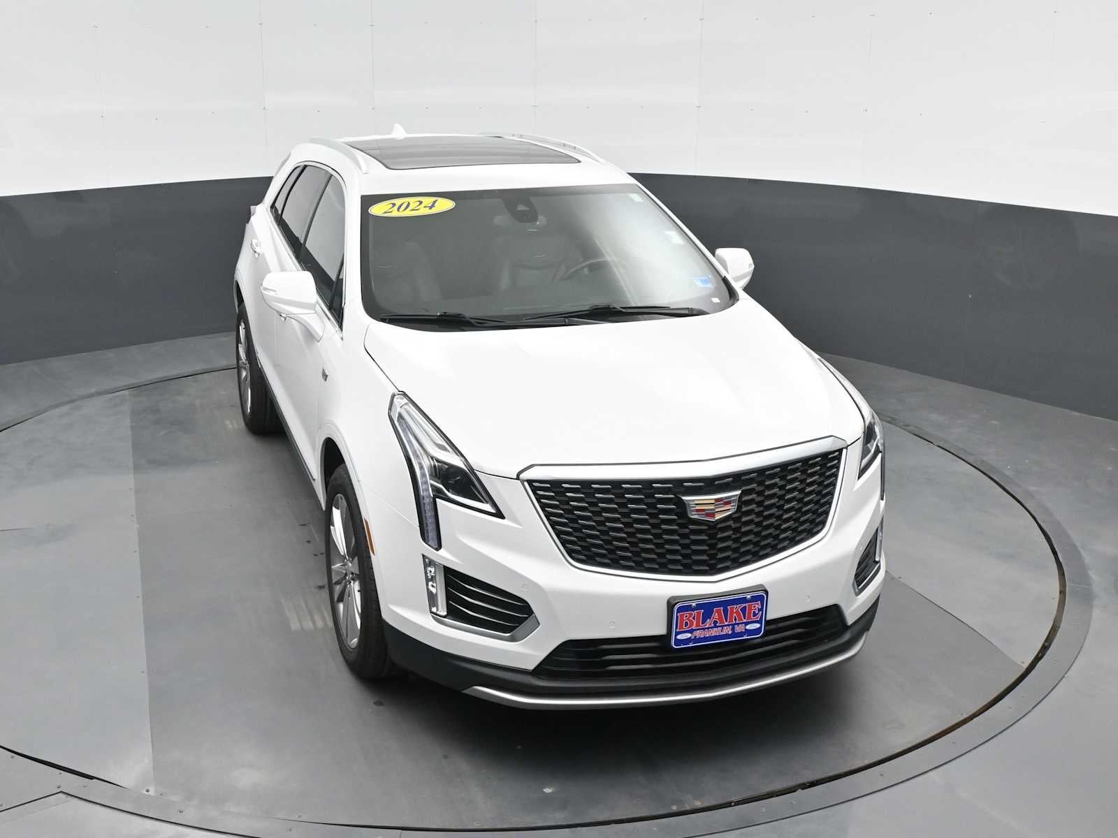 2024 Cadillac XT5 FWD Premium Luxury