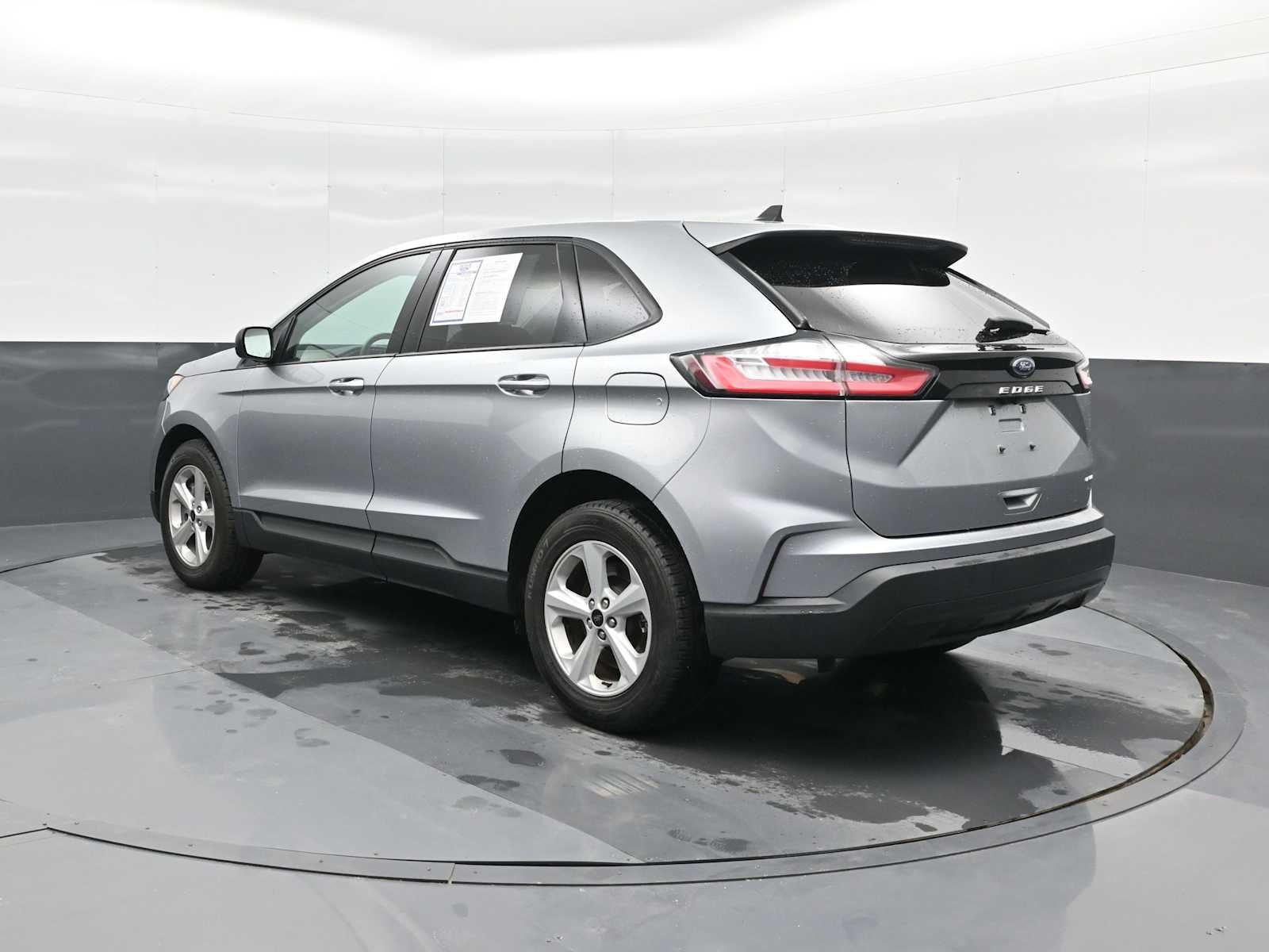 2023 Ford Edge SE