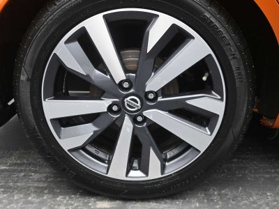 2021 Nissan Versa SR